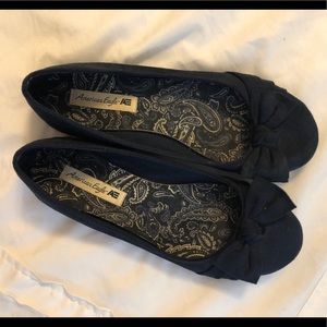 Navy blue American Eagle flats